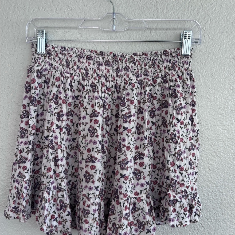 Floral‎ Ruffle Mini Skirt